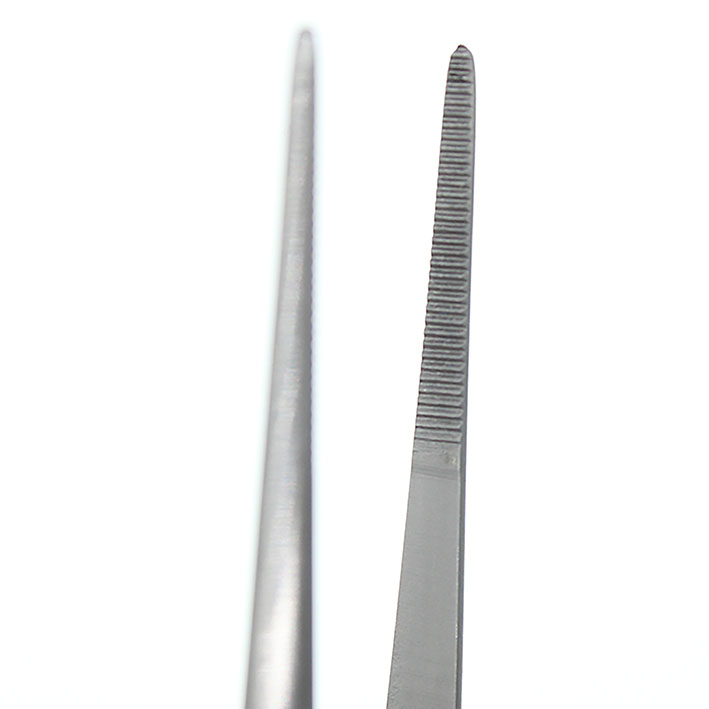 Pincett Taylor anatom 17cm
